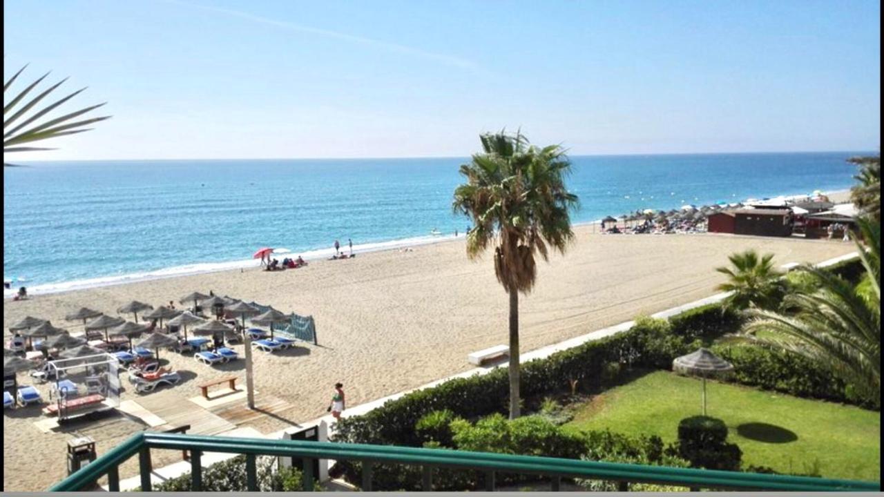 Beachfront Apartment In La Cala De Mijas Eksteriør billede
