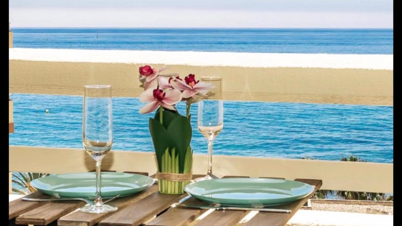 Beachfront Apartment In La Cala De Mijas Eksteriør billede